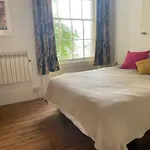 Artistic Spacious Flat In Central Brixton